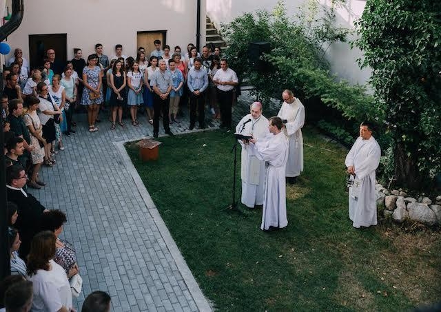 V Bratislave posvätili priestory Arcidiecézneho centra mládeže 