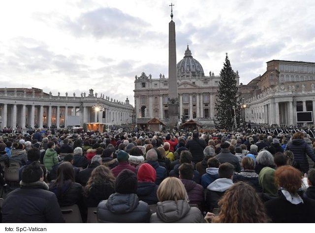 Pred 25 rokmi zdobil Vatikán vianočný strom zo Zázrivej