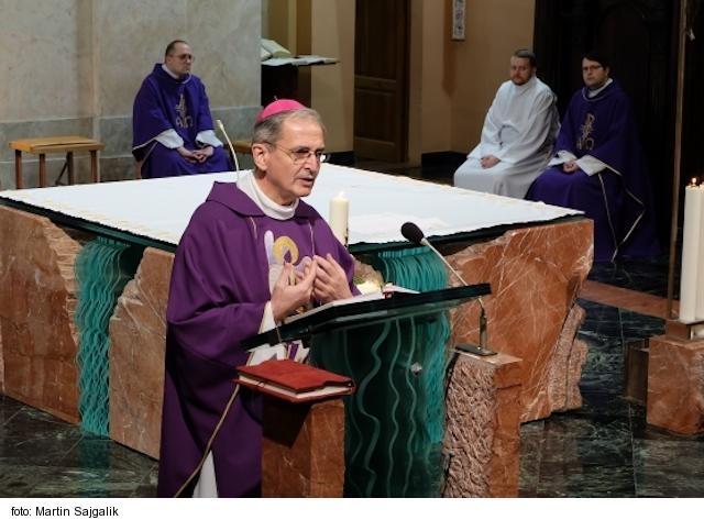 PODCAST: Arcibiskup Zvolenský o návšteve pápeža v našom Zaostrenom