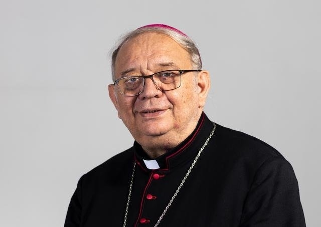 Nedeľné zamyslenie arcibiskupa Jána Oroscha: K zmŕtvychvstaniu sa ide cez kríž