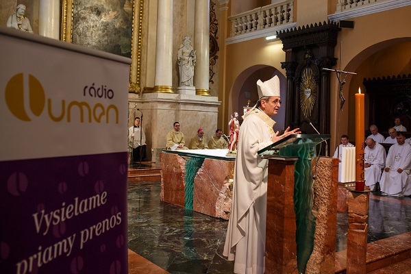 Arcibiskup Zvolenský: Rádio LUMEN je veľkonočné rádio