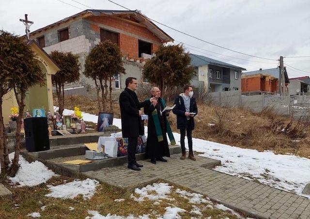 Košický arcibiskup metropolita Bernard Bober navštívil syniálnu obec Vtáčkovce