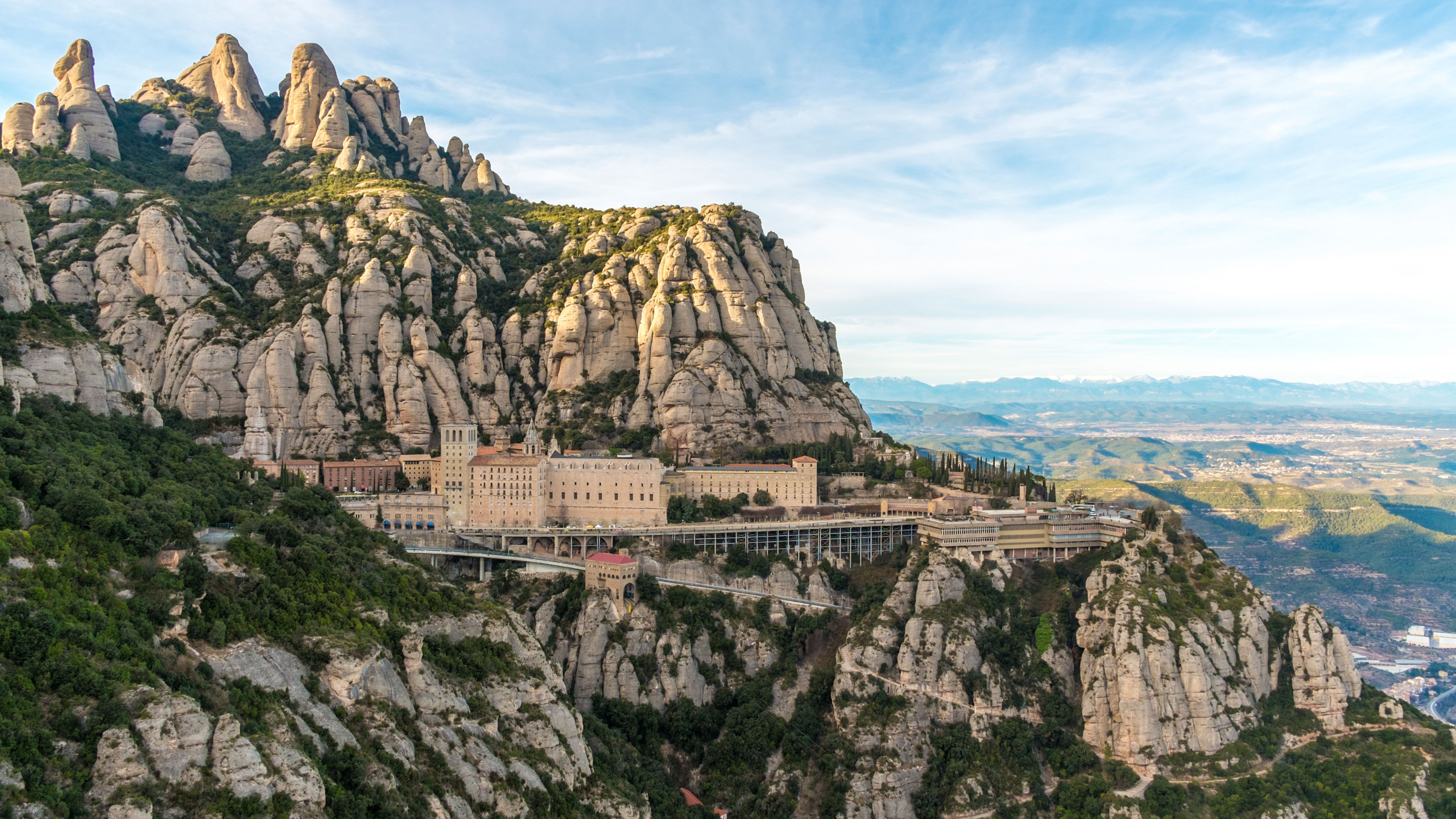 Hora a kláštor Montserrat - Foto: carlosanchezpereyra/Getty Images